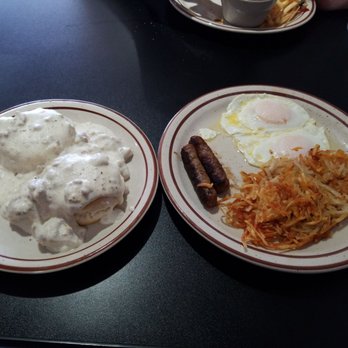 Pacific Diner - Biscuits and gravy. Yummy! - Breakfast & Brunch Near Me - Henderson, Nevada Pacific Diner - Biscuits and gravy. Yummy! - Breakfast & Brunch Near Me - Henderson, Nevada