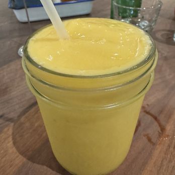 Sol Food Petaluma - Cocoa mango smoothie - Puerto Rican Near Me - Petaluma, California