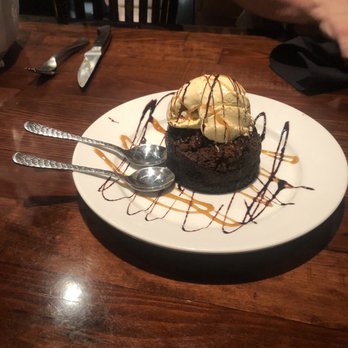 LongHorn Steakhouse - Molten Lava Cake - Steakhouses Near Me - Columbia, Maryland LongHorn Steakhouse - Molten Lava Cake - Steakhouses Near Me - Columbia, Maryland