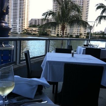 Il Gabbiano - Italian Near Me - Miami, Florida Il Gabbiano - Italian Near Me - Miami, Florida