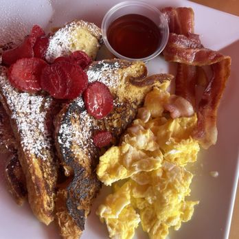 GEORGE’S CAFE - Updated August 2024 - 667 Photos & 403 Reviews - 522 E ...