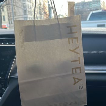 heytea - Cute bags when you order drinks you can choose one to-go - Bubble Tea Near Me - New York, New York
