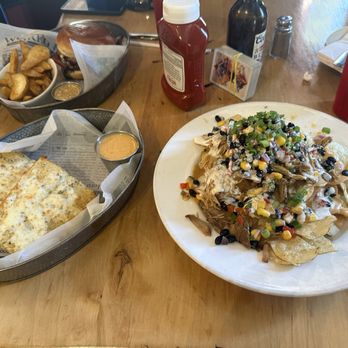 Placerville Public House - Carnitas habanero nachos over kettle chips, cheesy garlic bread, hot pastrami sandwich with potato wedges. - Beer Bar Near Me - Placerville, California