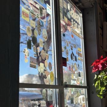 Mama Bears Cafe - Coffee & Tea Near Me - Golden, Colorado