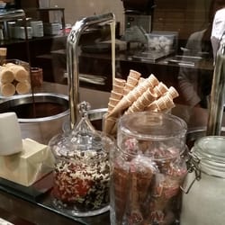 Cioccolati Italiani - Three choices of warm flowing chocolate ready to fill your cone!