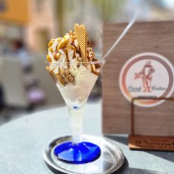 Café Pierod - Köstlich: Walnussbecher