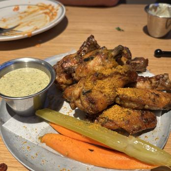 Pijja Palace - Hari Mirch Masala Wings - Sports Bars Near Me - Los Angeles, California