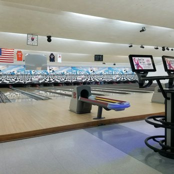 Arrowhead Lanes - Arrowhead lanes - Bowling Near Me - Champaign, Illinois