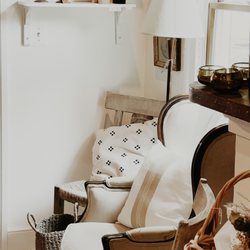 Cachet Home Market