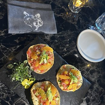 Wolf by Vanderpump at Caesars Republic Lake Tahoe - Tuna tar tar tostadas were amazing - American Near Me - Stateline, Nevada