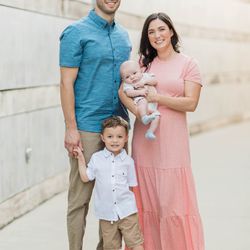 River Dental - Dr. Putnam and his beautiful family!