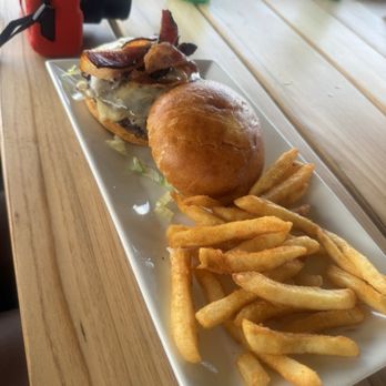The Conch House Restaurant - Conch House Burger - Caribbean Near Me - Saint Augustine, Florida