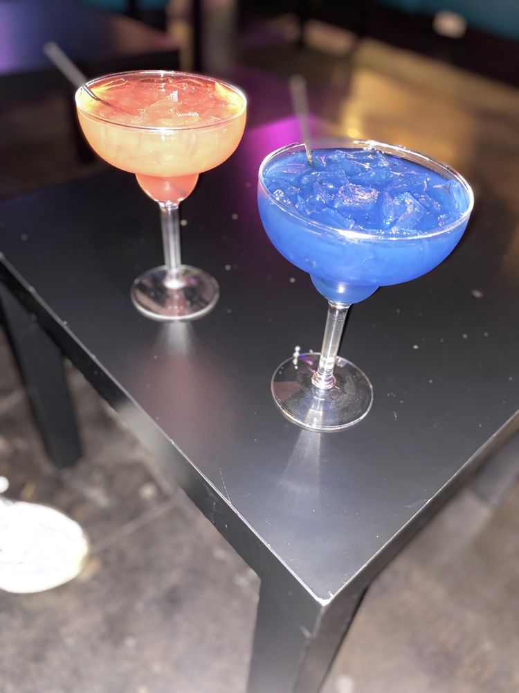 ZODIAK HOOKAH LOUNGE Updated July 2024 55 Photos & 120 Reviews