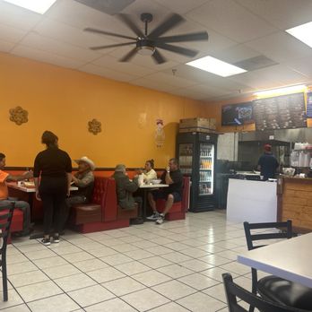 Taqueria Los 2 Plebes - A busy Sunday morning and oh so good. - Tacos Near Me Taqueria Los 2 Plebes - A busy Sunday morning and oh so good. - Tacos Near Me