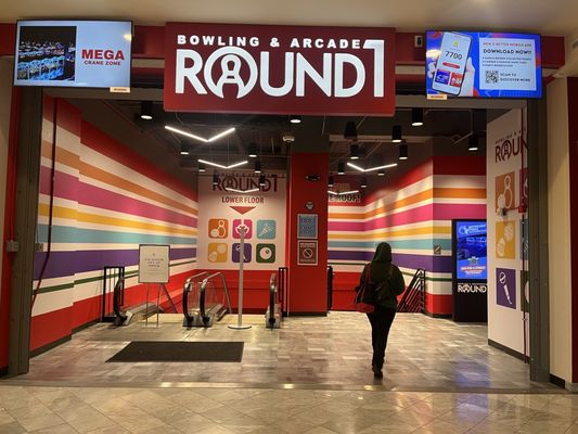 Round1 Bowling & Arcade Stonestown Galleria by null