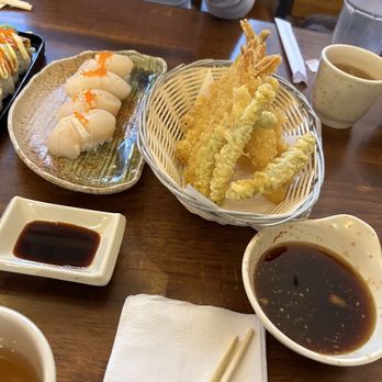 Big Bang Sushi - Hotategai & Shrimp tempura - Japanese Near Me - Vancouver, British Columbia Big Bang Sushi - Hotategai & Shrimp tempura - Japanese Near Me - Vancouver, British Columbia