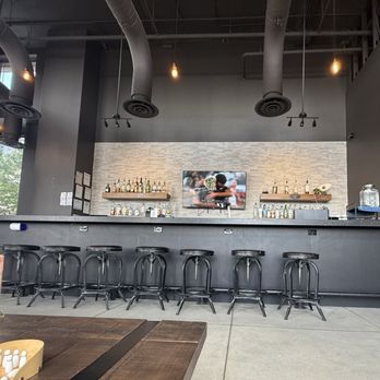 Scissors & Scotch - Bar area - Barbers Near Me - Washington, DC, District of Columbia Scissors & Scotch - Bar area - Barbers Near Me - Washington, DC, District of Columbia
