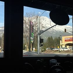 Mt. Shasta background with super awesome food and service. Thx Deep!