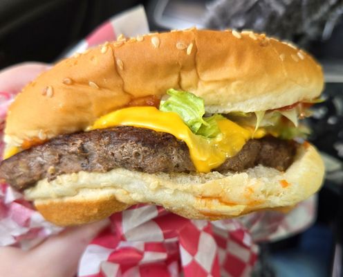 Port Drive In by null