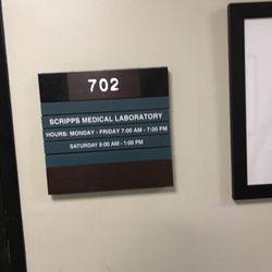 Scripps Clinical Lab - Suite 702 sign and hours