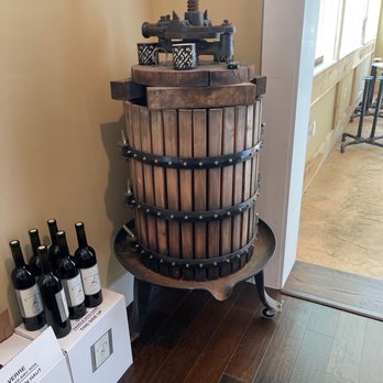 Brent Manor Vineyards - Wineries Near Me - Faber, Virginia Brent Manor Vineyards - Wineries Near Me - Faber, Virginia