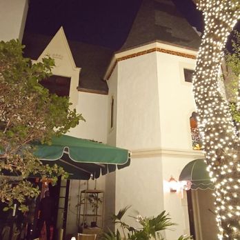 Chateau ZZ's - Mexican Near Me - Miami, Florida
