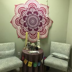 Duluth's Psychic Studio - Don't let confusion and stress bring you down. Come in today, and you session will put your mind at ease.
