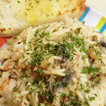 Daisy's Deli - Shrimp Alfredo with garlic bread & salad $5.99
Or with chicken - Delis Near Me - Houston, Texas Daisy's Deli - Shrimp Alfredo with garlic bread & salad $5.99
Or with chicken - Delis Near Me - Houston, Texas