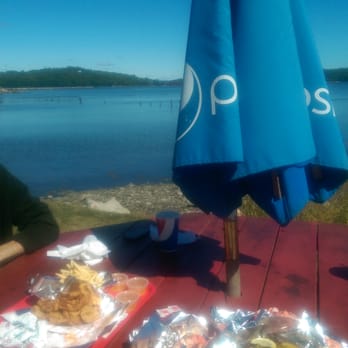 Red's Eats - Seafood Near Me - Wiscasset, Maine Red's Eats - Seafood Near Me - Wiscasset, Maine