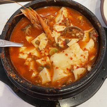 So Kong Dong Tofu House - T5 medium spicy come with rice Mixed Tofu Soup 1 piece of each ... (Beef, Clam, Shrimp & Oyster) - Korean Near Me - Edison, New Jersey