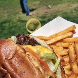 Santa Fe Golf Range - Delicious burger and fries