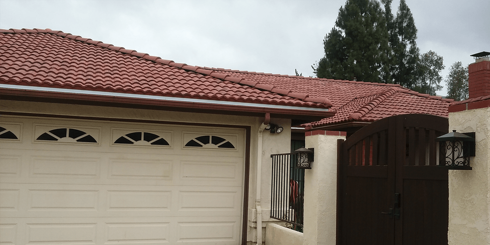 Slide of Alfredo's Roofing