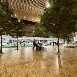 Portland International Airport - PDX - 12/21/24 First phase of renovation completed 8/14/24