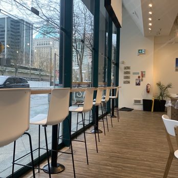 The Poke Guy - Dining area - Poke Near Me - Vancouver, British Columbia