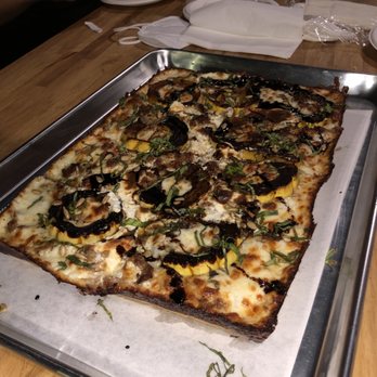 Pig & Rooster - Smokehouse Near Me - Baltimore, Maryland