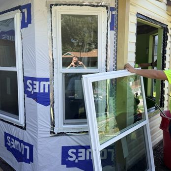 First Coast Contracting - Though the windows are going in by Reunity, note the sheathing done by First Coast - did a great job. - Damage Restoration Near Me - Jacksonville, Florida
