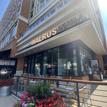 THE WALRUS OYSTER & ALE HOUSE - 3141 Photos & 2775 Reviews - 152