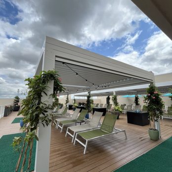 King Spa - Rooftop - Massage Therapy Near Me - Chantilly, Virginia