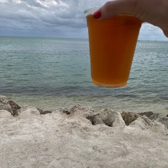 Lazy Days Restaurant - Lagunitas draft - Seafood Near Me - Islamorada, Florida Lazy Days Restaurant - Lagunitas draft - Seafood Near Me - Islamorada, Florida