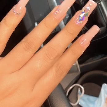 California Nails Design - Nail Salons Near Me - El Cajon, California