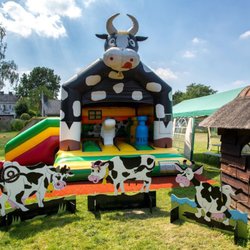 De Smickel Pannenkoekenboerderij - Springkussen en Boerenspellen