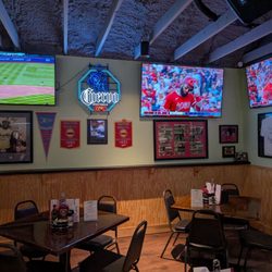 Griff's Irish Pub