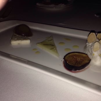 Fantino - Cheese course-ricotta, parm, goat. w/carmelized fog and plum gelee - Mediterranean Near Me - Cancún, ROO Fantino - Cheese course-ricotta, parm, goat. w/carmelized fog and plum gelee - Mediterranean Near Me - Cancún, ROO