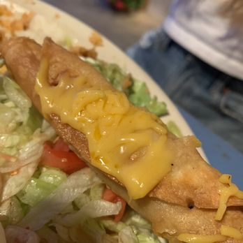 Mama Chole's - Flauta - Mexican Near Me - Leakey, Texas