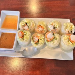 Thai Sana Restaurants - Fresh shrimp rolls with sweet & sour and peanut sauce