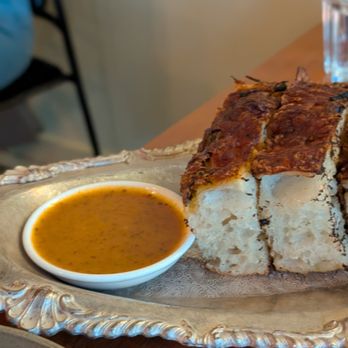 Cadet - Brioche with a fantastic dipping sauce - Bars Near Me - Montreal, Quebec