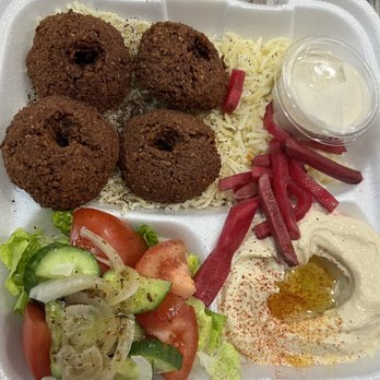 Damasquino - Falafel Combo Plate - Middle Eastern Near Me - Glendora, California Damasquino - Falafel Combo Plate - Middle Eastern Near Me - Glendora, California