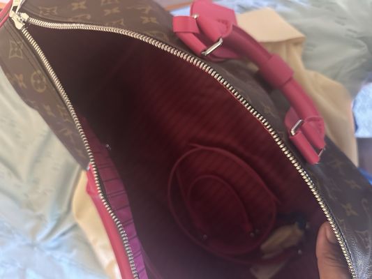 Louis Vuitton Plano Legacy West by null