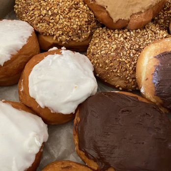 Bill's Donut Shop - Filled donuts - Donuts Near Me - Centerville, Ohio