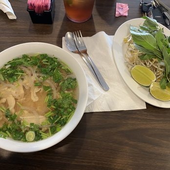 Cuu Long Quan - Chicken pho - Vietnamese Near Me - Houston, Texas Cuu Long Quan - Chicken pho - Vietnamese Near Me - Houston, Texas